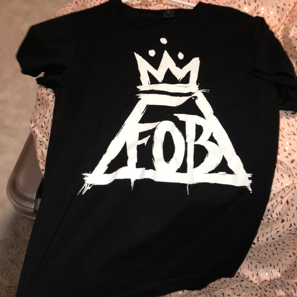 Fall out boy top